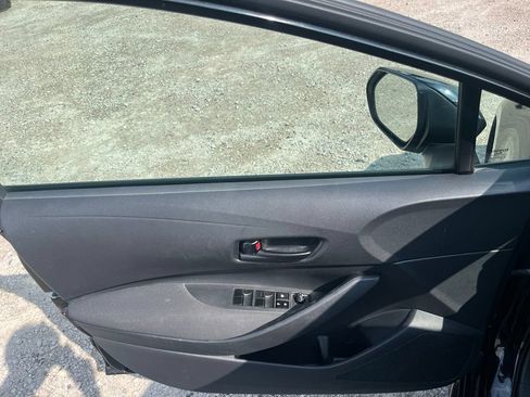 Used 2022 Toyota Corolla LE FWD image 15