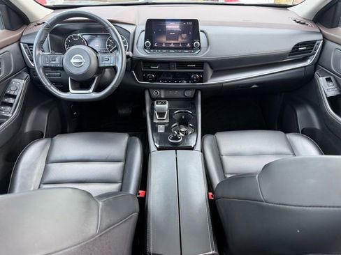 Used 2023 Nissan Rogue SV w/ SV Premium B Package image 25