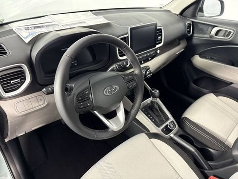 New 2026 Hyundai Venue SEL image 12