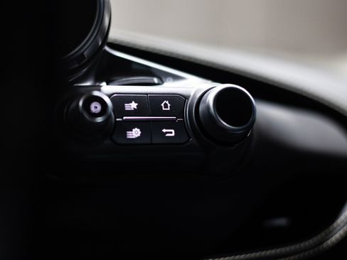 Used 2021 Ferrari F8 Tributo image 55