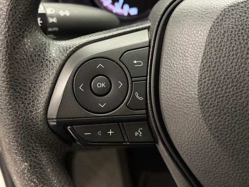 Used 2023 Toyota RAV4 XLE AWD/4WD image 14