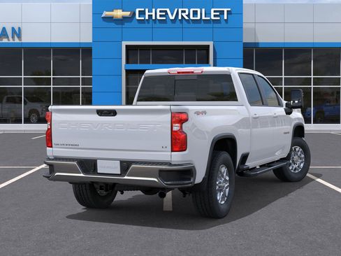 New 2026 Chevrolet Silverado 3500 LT image 4