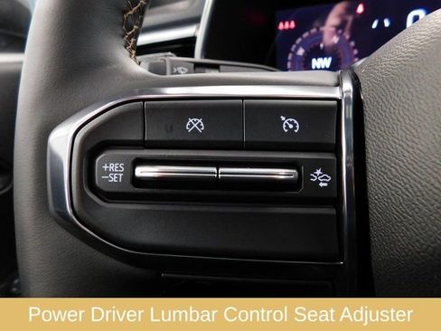 Used 2024 GMC Canyon AT4 w/ AT4 Premium Package image 39