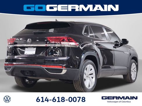 Used 2021 Volkswagen Atlas Cross Sport SE image 9