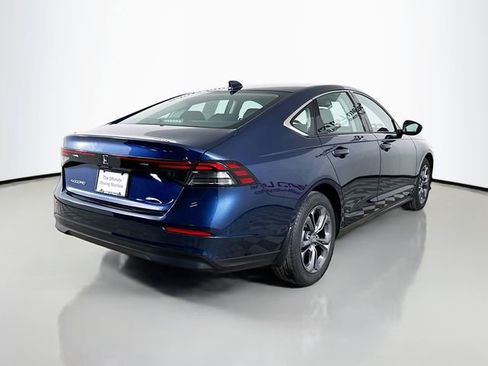 Used 2023 Honda Accord EX image 7