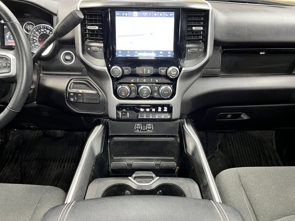 Used 2024 RAM 3500 Big Horn w/ Sport Appearance Package AWD/4WD image 22