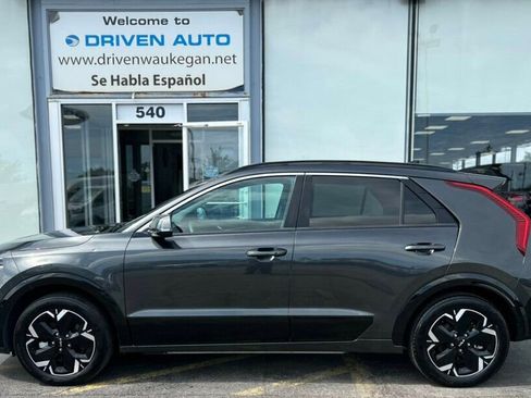 Used 2023 Kia Niro Wind image 2