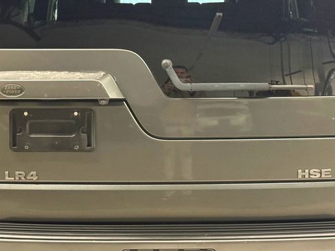 Used 2014 Land Rover LR4 HSE LUX image 11