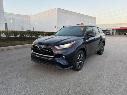 Used 2020 Toyota Highlander XLE