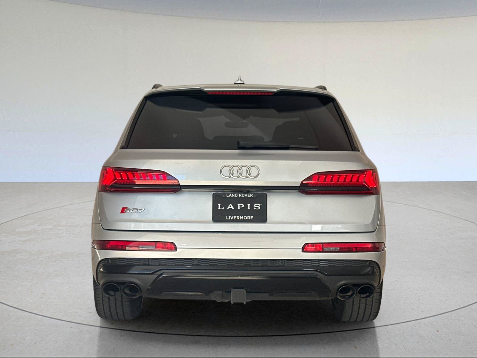 Used 2023 Audi SQ7 Premium Plus w/ Black Optic Package AWD/4WD image 5