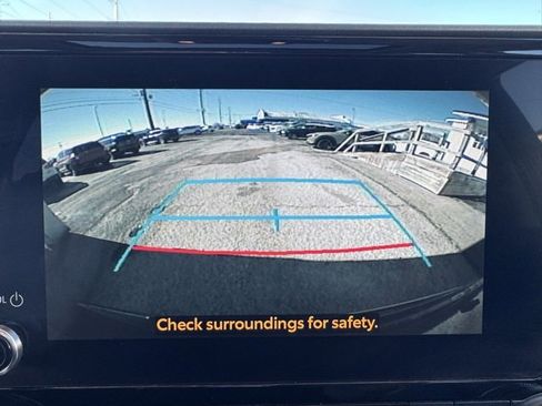 Used 2023 Toyota Highlander XLE image 10