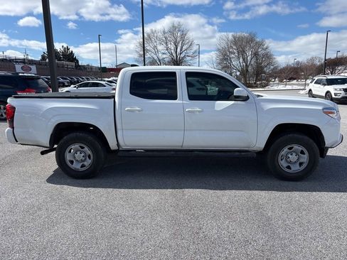 Used 2023 Toyota Tacoma SR image 2