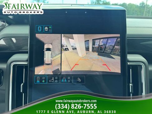 Used 2026 GMC Yukon Elevation w/ Elevation Premium Package AWD/4WD image 24