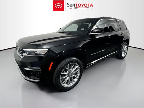 Used 2022 Jeep Grand Cherokee Summit w/ Adv Protech Group IV RWD image 9