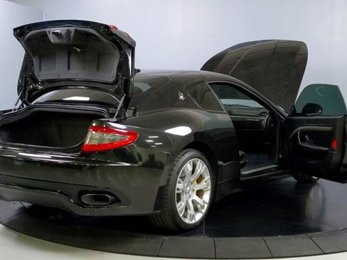 Used 2014 Maserati GranTurismo Sport image 13