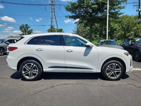 Certified 2025 Audi Q5 Premium Plus w/ Premium Plus AWD/4WD image 13