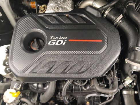 Used 2020 Hyundai Santa Fe Limited image 30