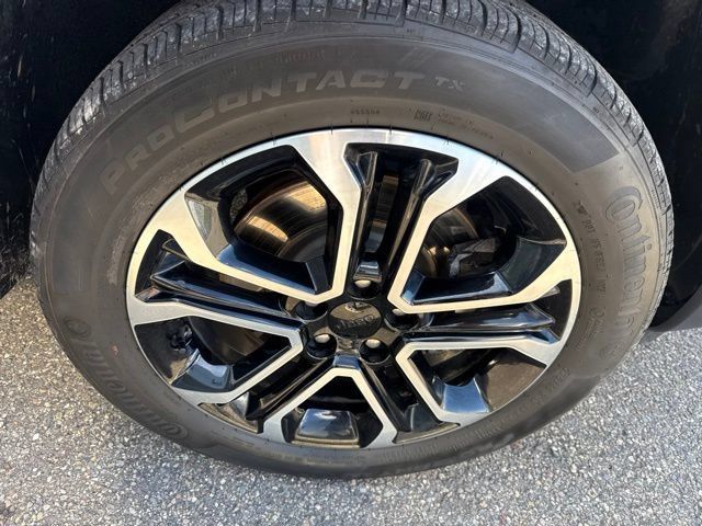 Used 2023 Jeep Compass Limited w/ Sun and Sound Group AWD/4WD image 13