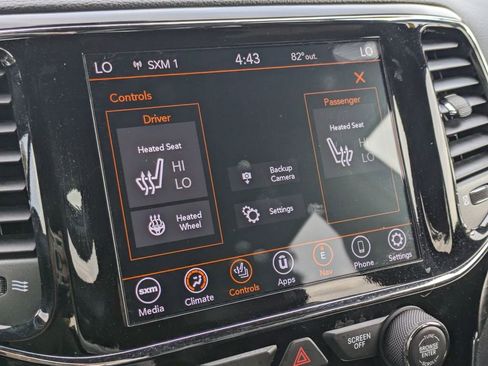 Used 2020 Jeep Grand Cherokee Laredo w/ Quick Order Package 2BN North AWD/4WD image 29