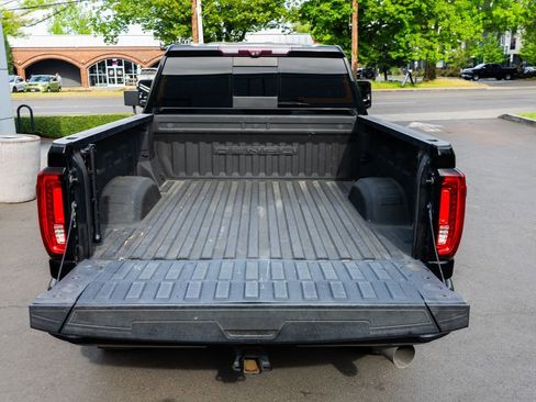 Used 2020 GMC Sierra 2500 Denali w/ Denali Ultimate Package AWD/4WD image 8