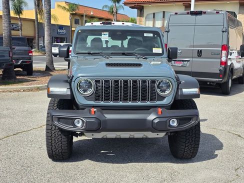 New 2026 Jeep Gladiator Mojave image 2