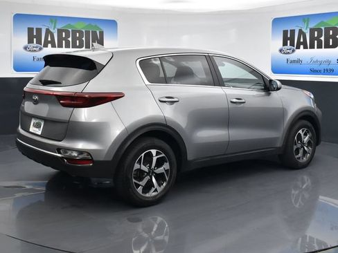 Used 2022 Kia Sportage LX FWD image 5
