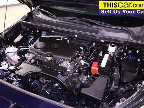 Used 2019 Toyota RAV4 XLE Premium FWD image 33
