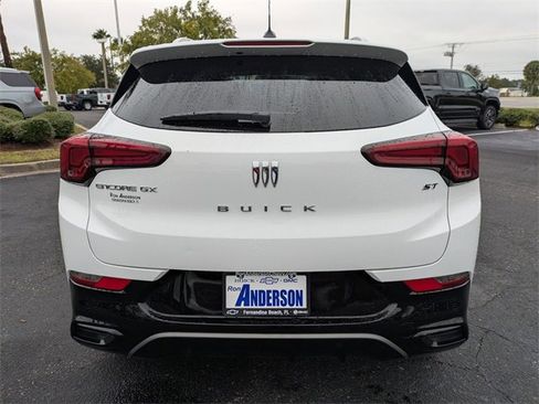 Used 2024 Buick Encore GX Sport Touring w/ Comfort Package image 5