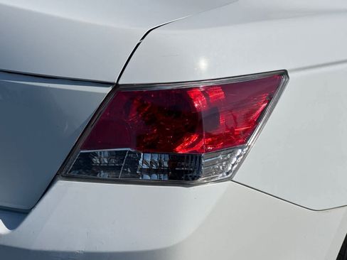 Used 2010 Honda Accord LX image 27