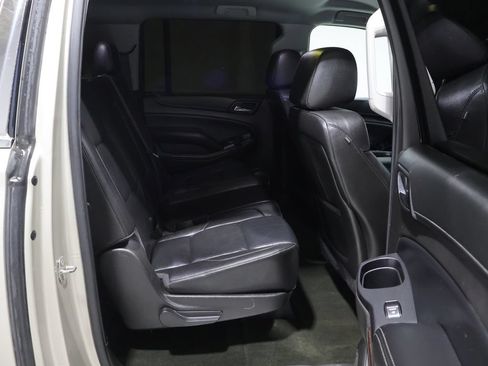 Used 2016 GMC Yukon XL SLT AWD/4WD image 23