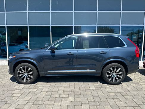 Used 2025 Volvo XC90 B5 Core w/ Protection Package Premier AWD/4WD image 4