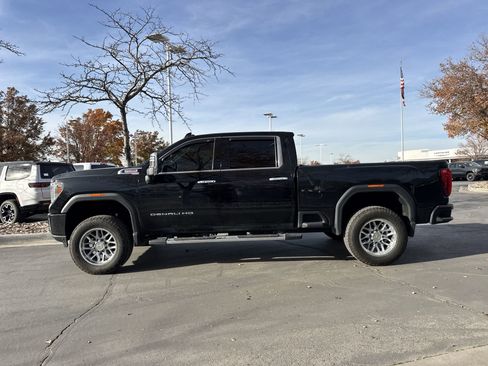 Used 2020 GMC Sierra 3500 Denali w/ Denali Ultimate Package image 5
