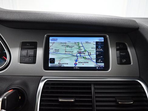 Used 2015 Audi Q7 TDI Premium Plus w/ Premium Plus Package AWD/4WD image 13