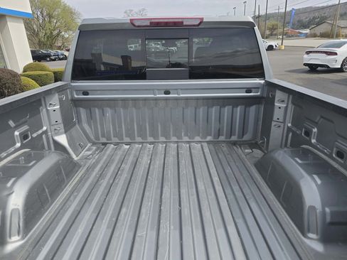 Used 2024 Chevrolet Silverado 1500 LT Trail Boss w/ Convenience Package II AWD/4WD image 5