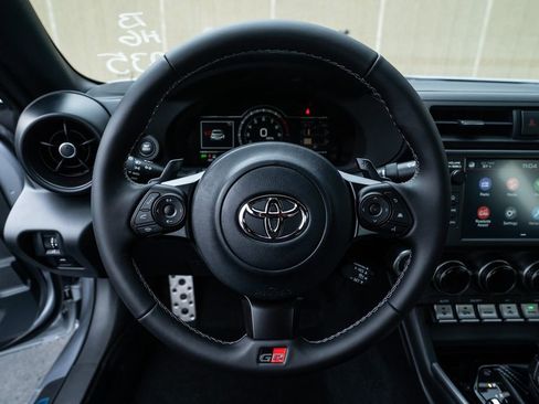 New 2026 Toyota GR86 Premium w/ ALL Weather Mat Package (TMS) image 15