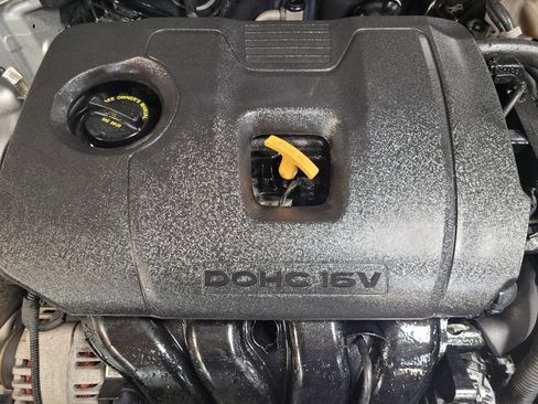 Used 2019 Kia Forte LXS image 30