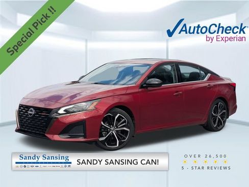 Used 2023 Nissan Altima 2.5 SR w/ SR Premium Package FWD image 1