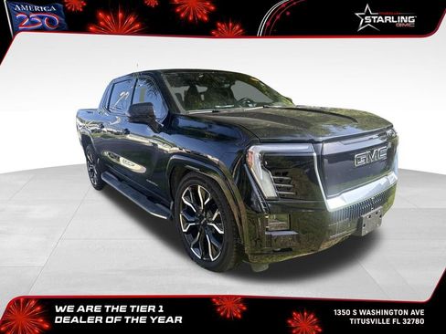 Used 2025 GMC Sierra EV Denali AWD/4WD image 1