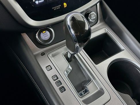 Used 2024 Nissan Murano SL image 24