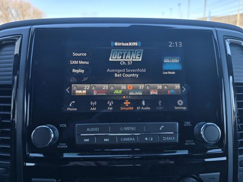 Used 2024 Nissan Titan SV w/ SV Convenience Package image 29