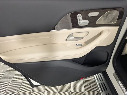 New 2026 Mercedes-Benz GLS 450 4MATIC image 12