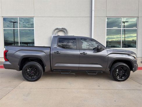 Used 2025 Toyota Tundra SR5 image 4