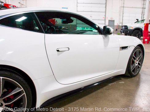 Used 2018 Jaguar F-TYPE R-Dynamic AWD/4WD image 23