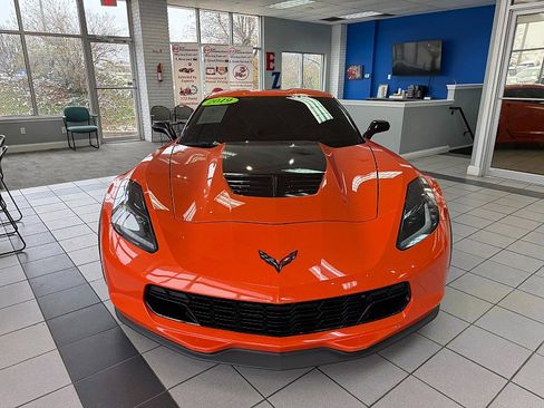 Used 2019 Chevrolet Corvette Z06 image 2