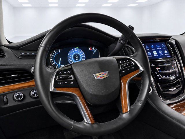 Used 2016 Cadillac Escalade ESV Luxury AWD/4WD image 31