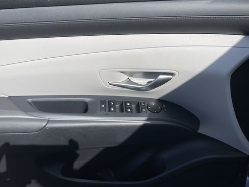 Certified 2025 Hyundai Tucson SEL AWD/4WD image 18