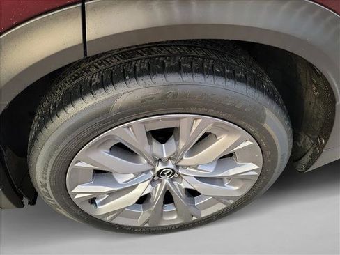 Used 2024 MAZDA CX-90 3.3 Turbo w/ Premium Plus Pkg image 12