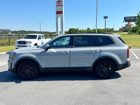 Used 2022 Kia Telluride SX w/ Nightfall Edition Package AWD/4WD image 3