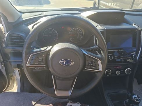 Used 2021 Subaru Crosstrek 2.0i image 13