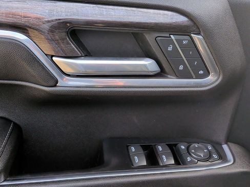 Used 2022 Chevrolet Silverado 1500 LTZ w/ LTZ Premium Package image 24